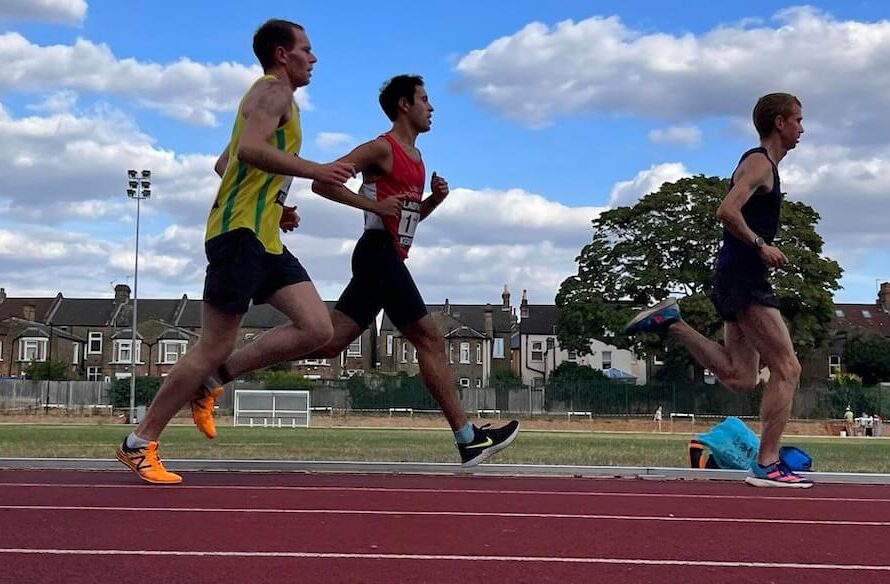 London Frontrunners at a track session